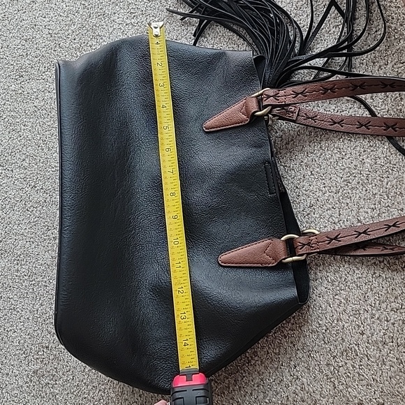 Leather black shoulder bag with bonus pouch with strap - Picture 10 of 10